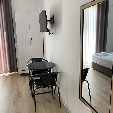 Arval Pensjonat Wlora