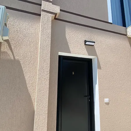 Arval Pensjonat Wlora