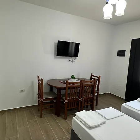 Arval Pensjonat *